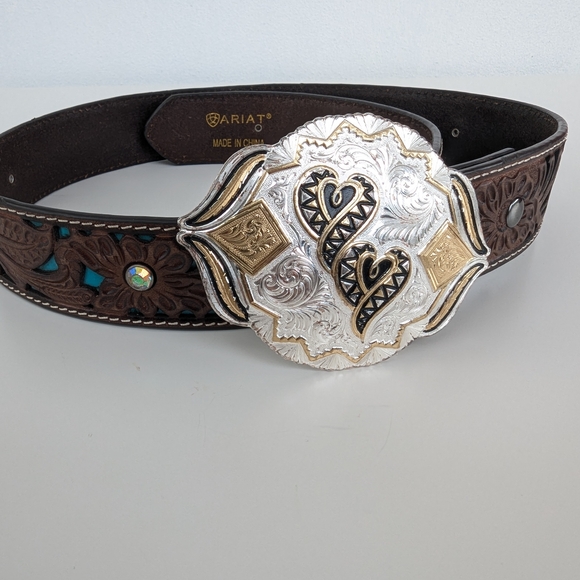 Montana Silversmiths Brown Belt with Silver and Gold Heart Buckle - Picture 1 of 8